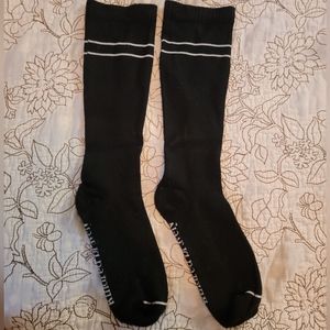 Kindred bravely compression socks